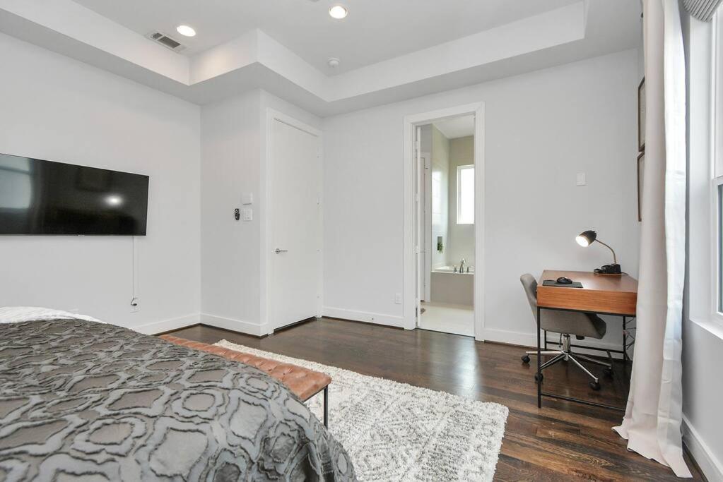 הוילה יוסטון Casa Labella - Downtown Skyline Views - Sleeps 10 מראה חיצוני תמונה